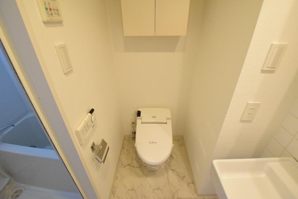 トイレ　シャワー付トイレ