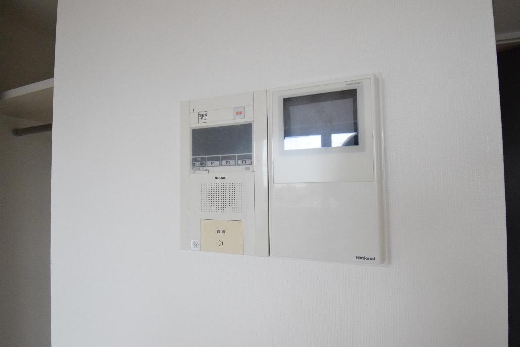 セキュリティ　カメラ付インターホン