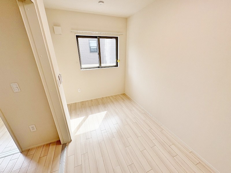 その他部屋・スペース　★洋室4.2帖★