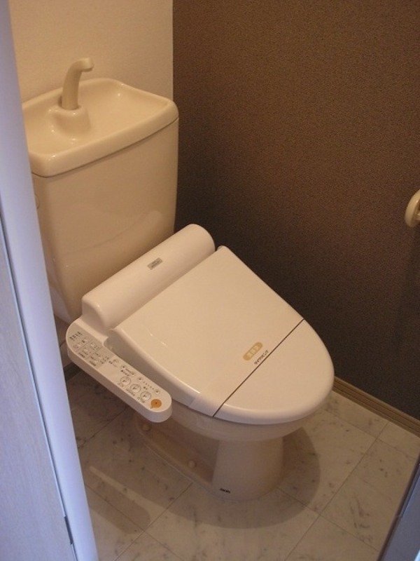 トイレ　図面と現状に相違がある場合には現状を優先