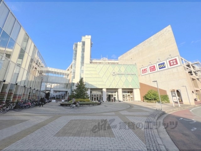 スーパー　ＭＯＭＯテラス（スーパー）まで1270m