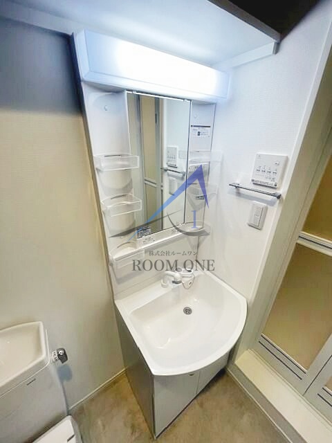 洗面設備　洗面台です。