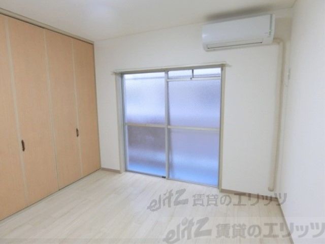 居室・リビング　洋室