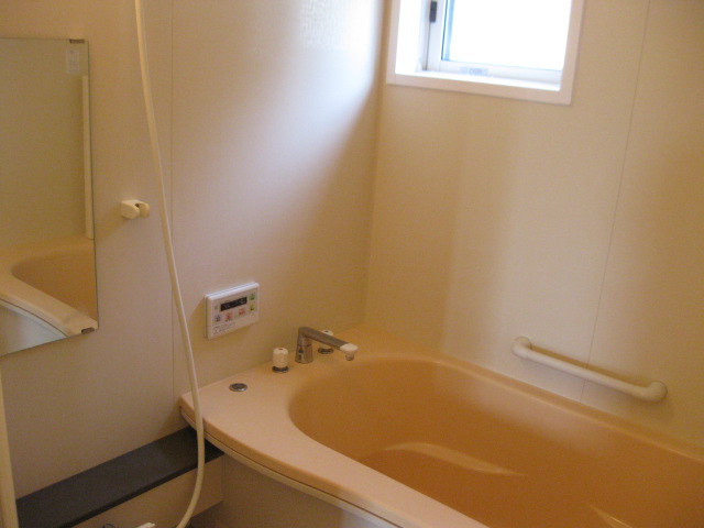 バス・シャワールーム　一坪対応で窓付き♪