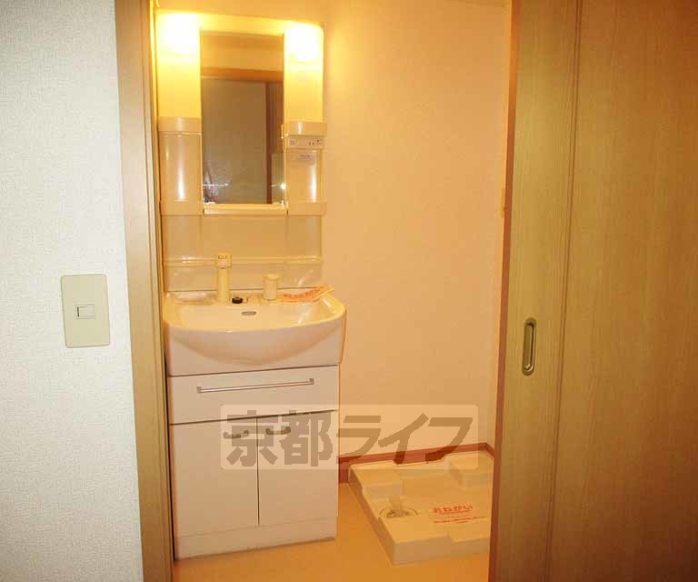 洗面設備　１０３号室流用です。