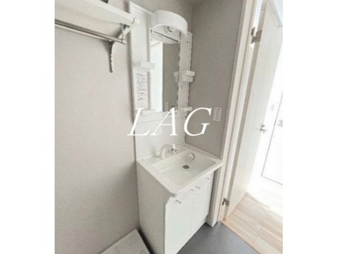 洗面設備　洗面台です。