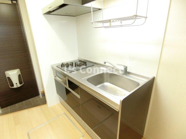 キッチン　２口ガスコンロのシステムキッチン。