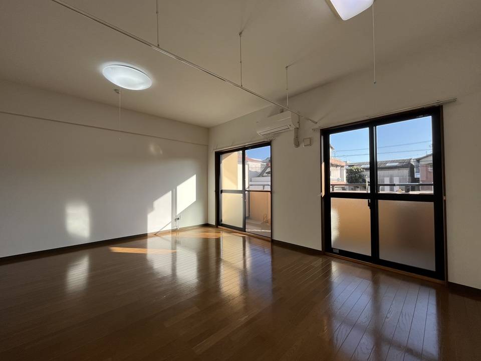 居室・リビング　リビング