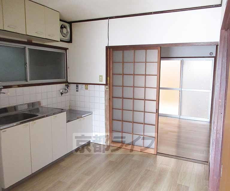 居室・リビング　４．５帖のＤＫ。