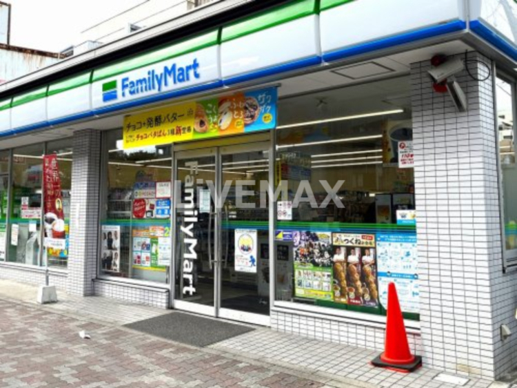 コンビニ　ファミリーマート 田代本通店（コンビニ）まで292m