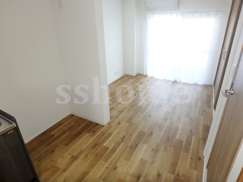 居室・リビング　明るいお部屋です☆