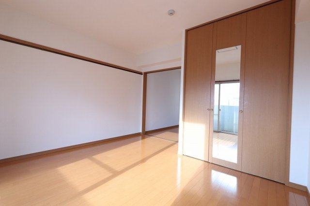 居室・リビング　※別部屋参考写真※