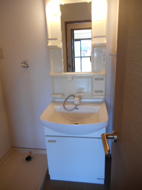 洗面設備　洗髪洗面化粧台