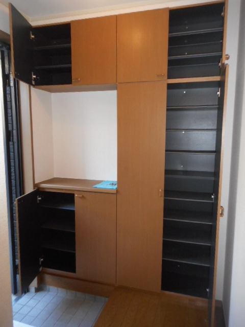 玄関　玄関シューズＢＯＸ