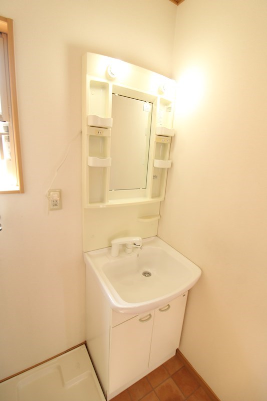 洗面設備　※別間取り部屋参考画像