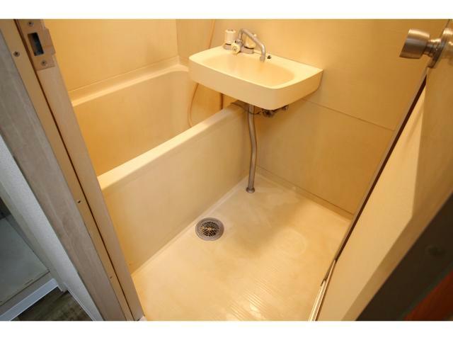 バス・シャワールーム　202