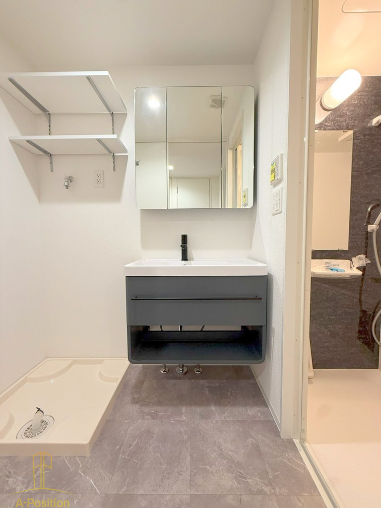 洗面設備　セレニテフラン谷町四丁目