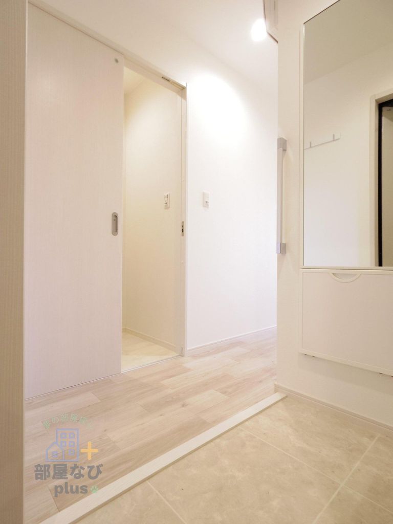 玄関　※他号室写真です