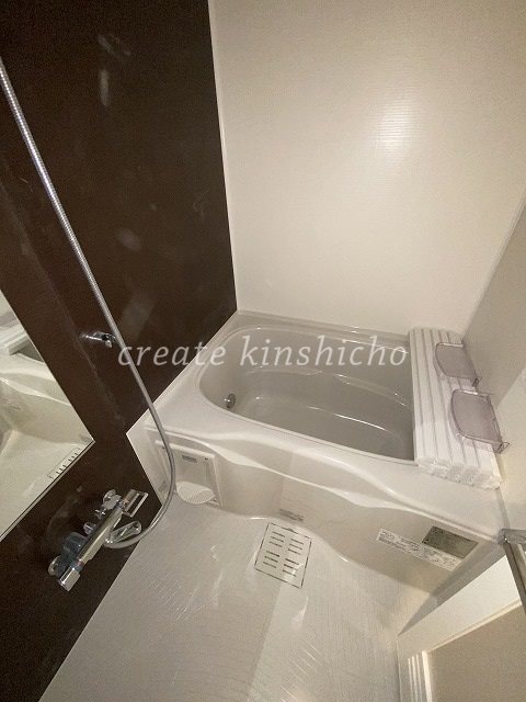 バス・シャワールーム　バスルーム