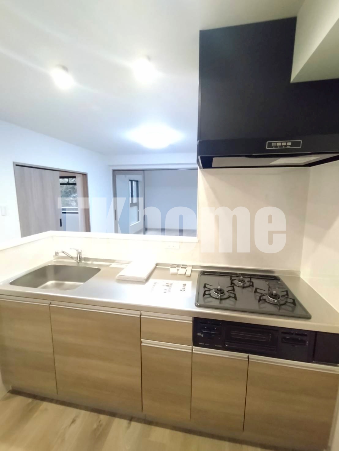 キッチン　3ツ口コンロ