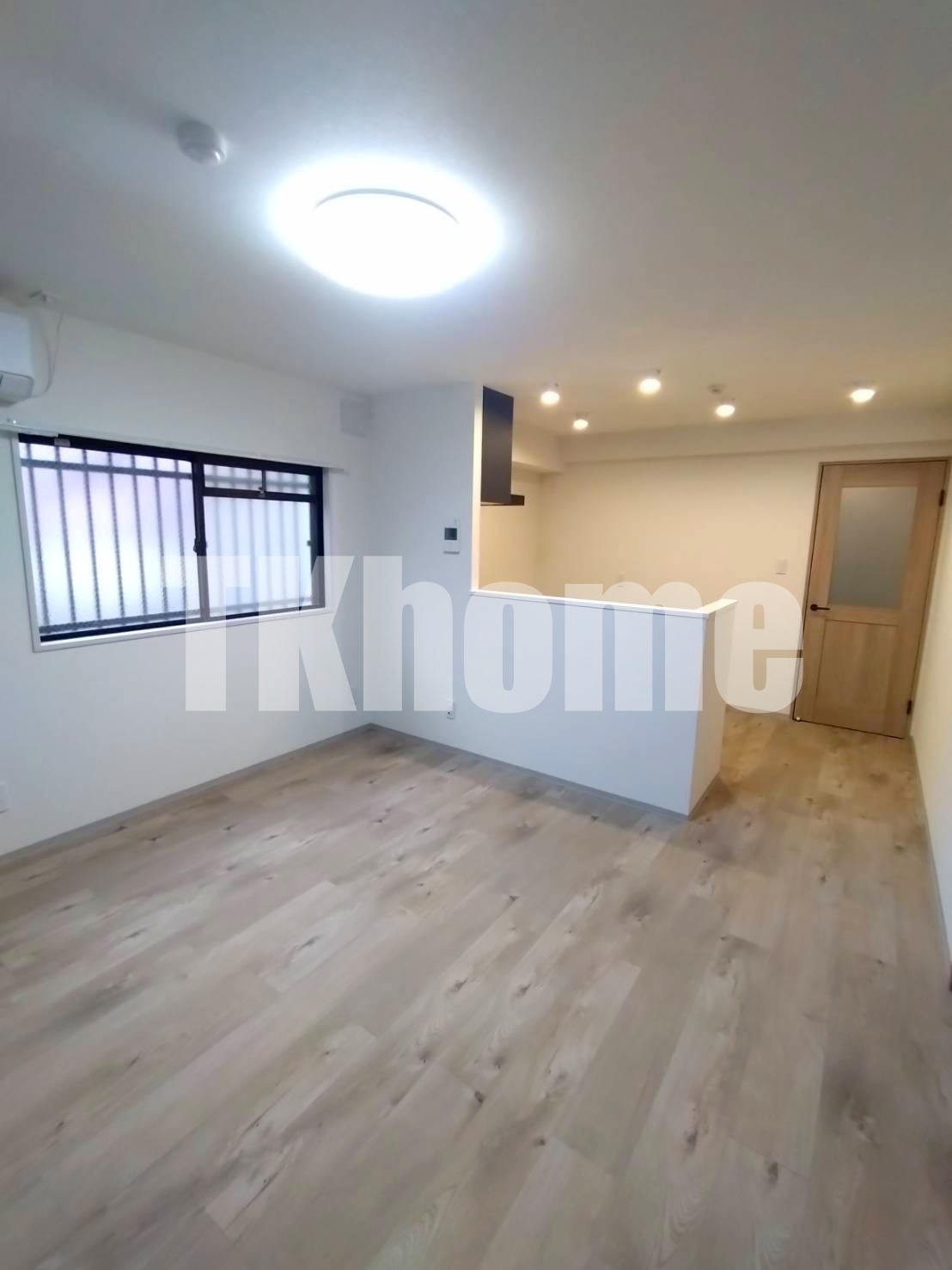 居室・リビング　明るい角部屋です