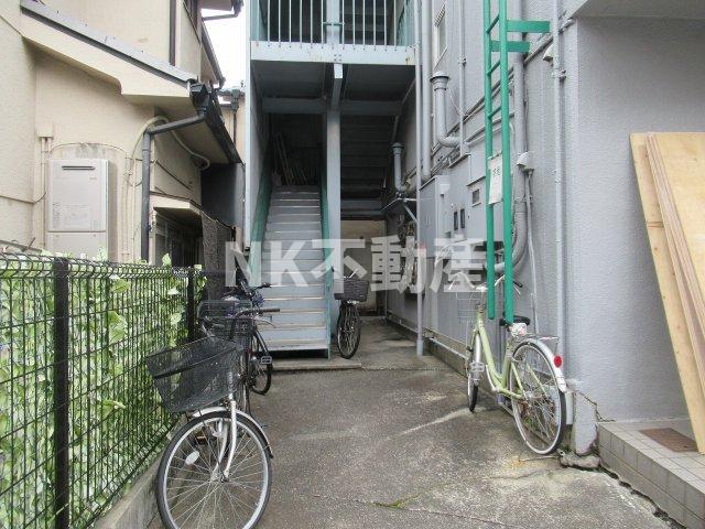 エントランス　建物の内部です