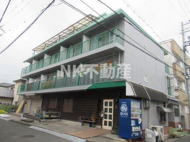 建物外観　外観は落ち着いています