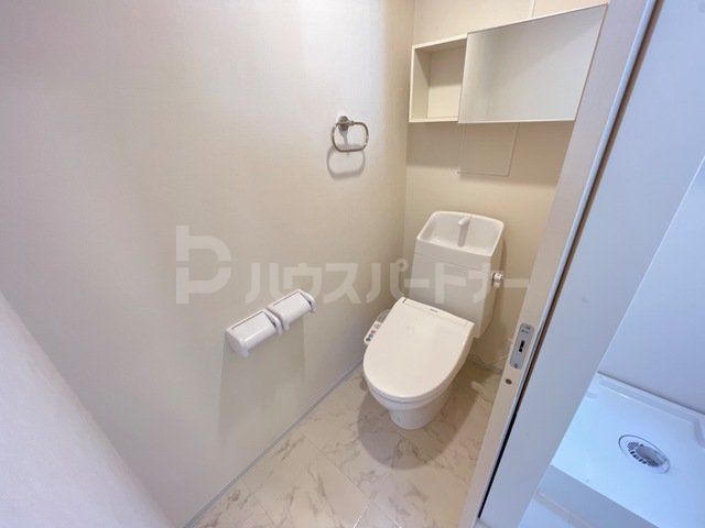 トイレ　トイレ