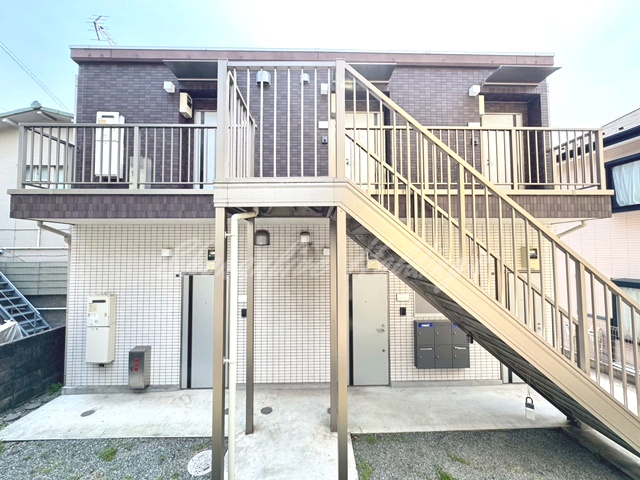 エントランス　広々としたエントランス♪