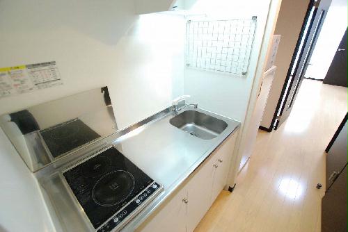 キッチン　コンロの仕様が異なる場合があります