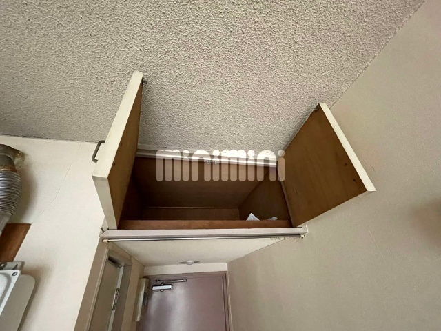 収納　※同物件別号室の参考写真です。