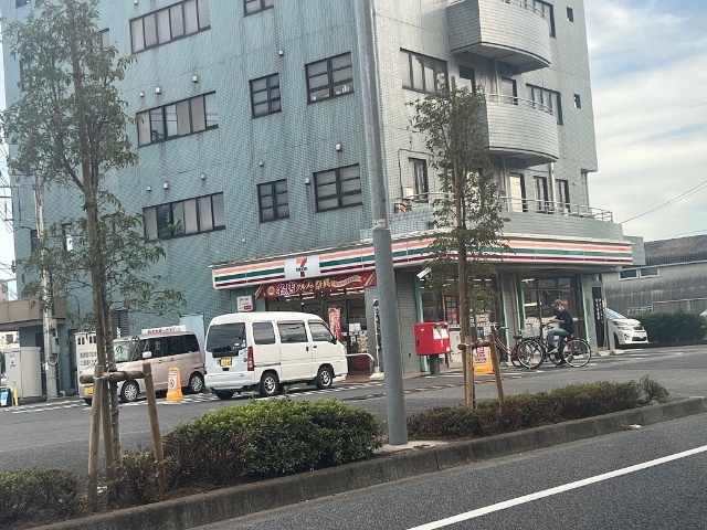 コンビニ　セブンイレブン立川一番町４丁目店（コンビニ）まで562m