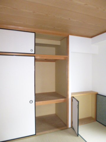 その他部屋・スペース　和室内押入れ