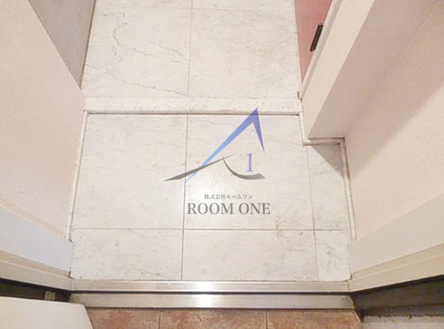 玄関　玄関です。