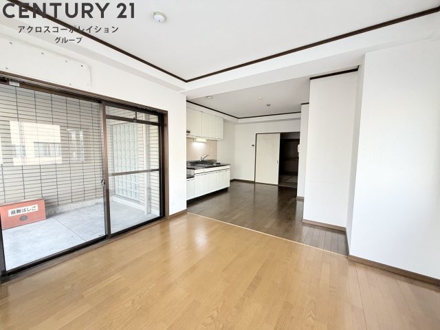 居室・リビング　１３帖のLDKです♪