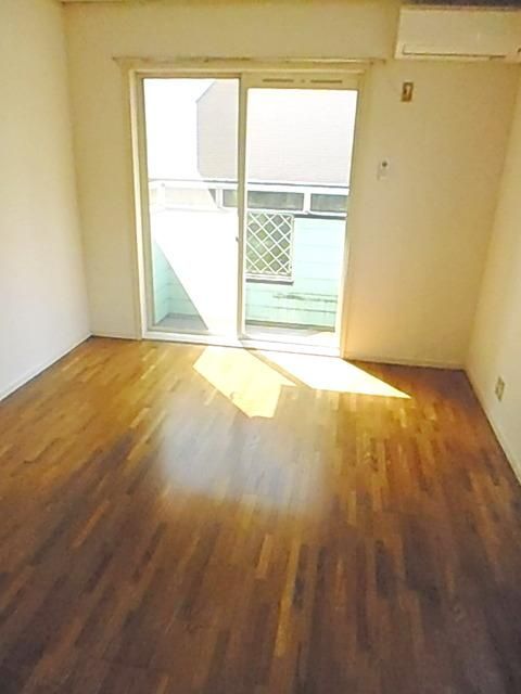 その他部屋・スペース　★日当りのいい洋室です★