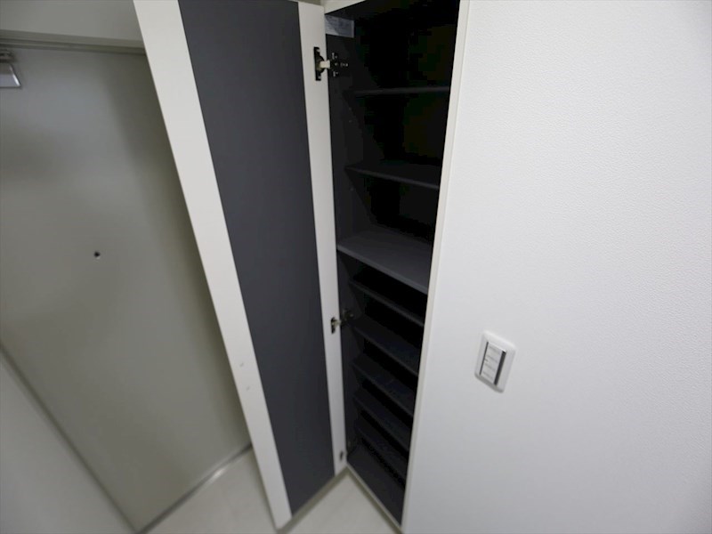 玄関　シューズボックス