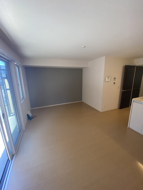 居室・リビング　アクセントクロスが効いてますね