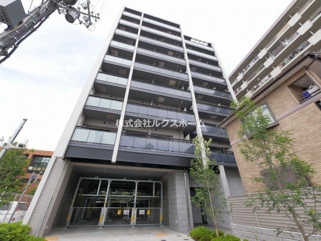 建物外観　落ち着いた雰囲気の外観です