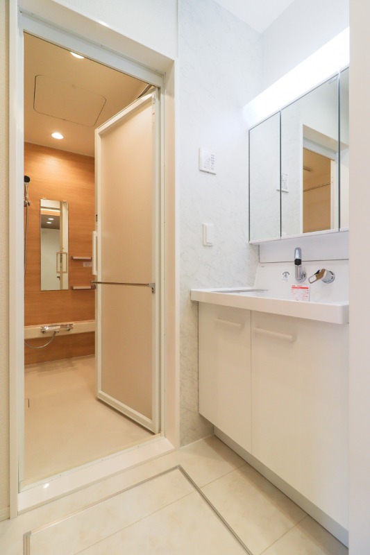 洗面設備　図面と現状に相違がある場合には現状を優先