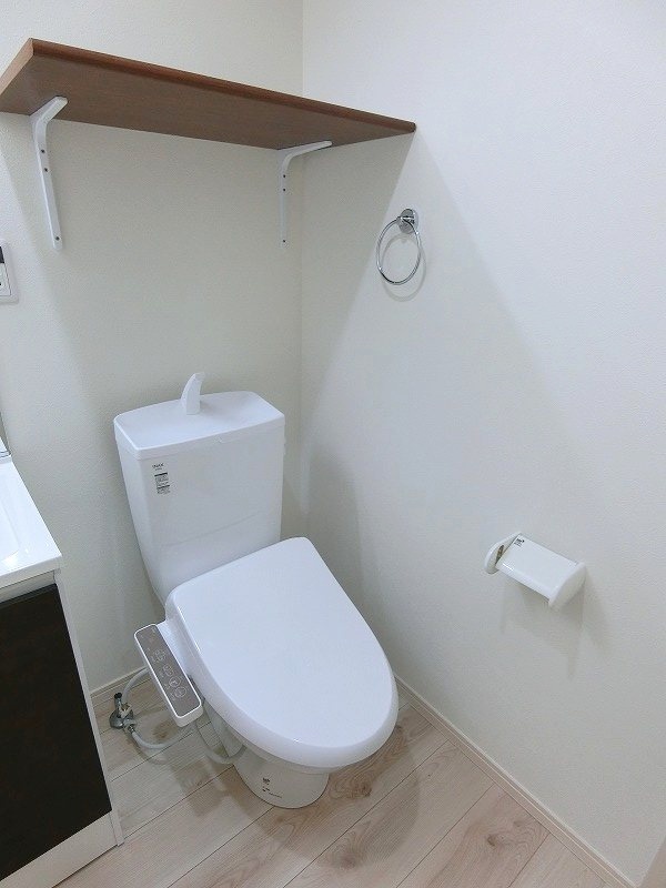 トイレ　ウォシュレット付きトイレ