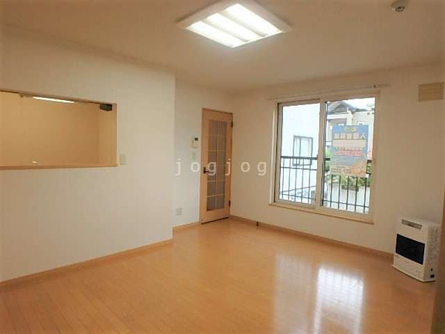 居室・リビング　照明を完備しておりご自身でのご用意が不要です。