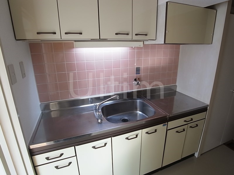 キッチン　他の部屋の写真です。