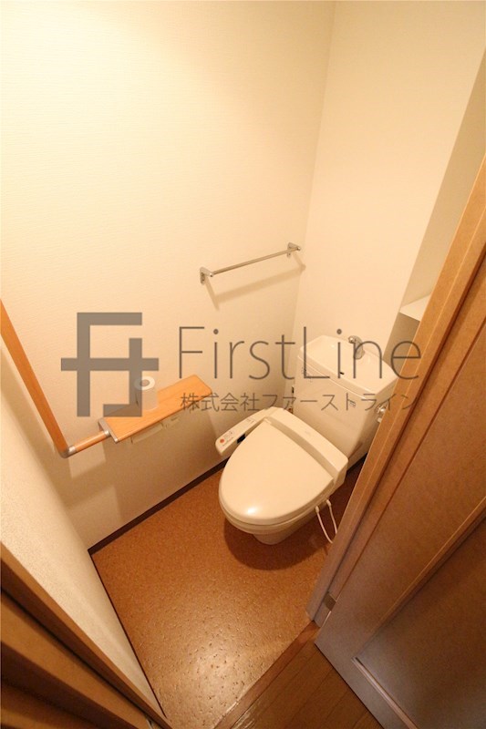 トイレ　※反転タイプ