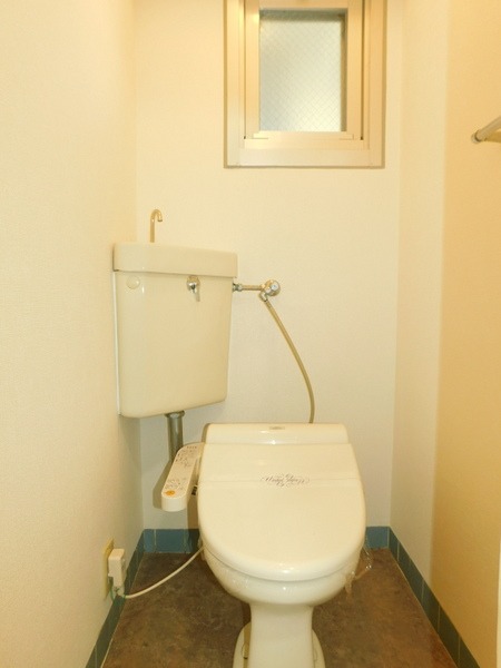 トイレ　別号室イメージ