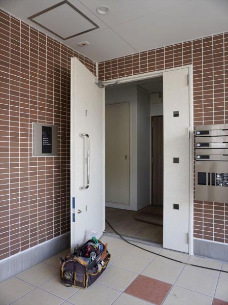 エントランス　エントランス