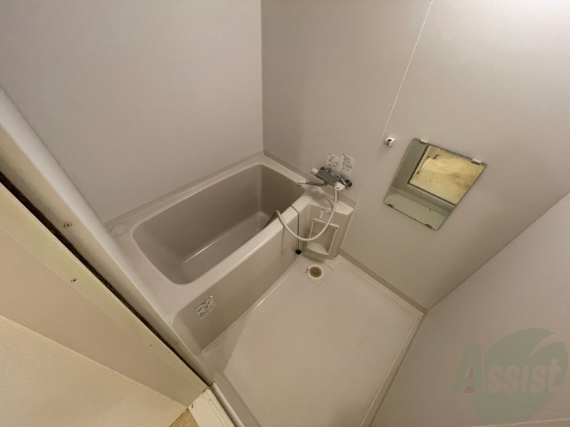 バス・シャワールーム　お風呂です。ゆっくりお風呂につかるのも体に良いですね～