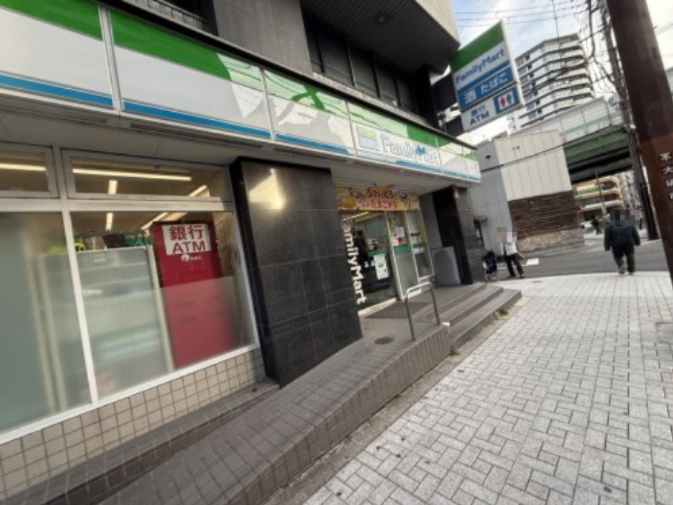コンビニ　ファミリーマート 西本町二丁目店（コンビニ）まで361m