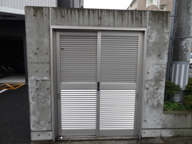 その他共有部分　ゴミステーションが敷地内にあります♪