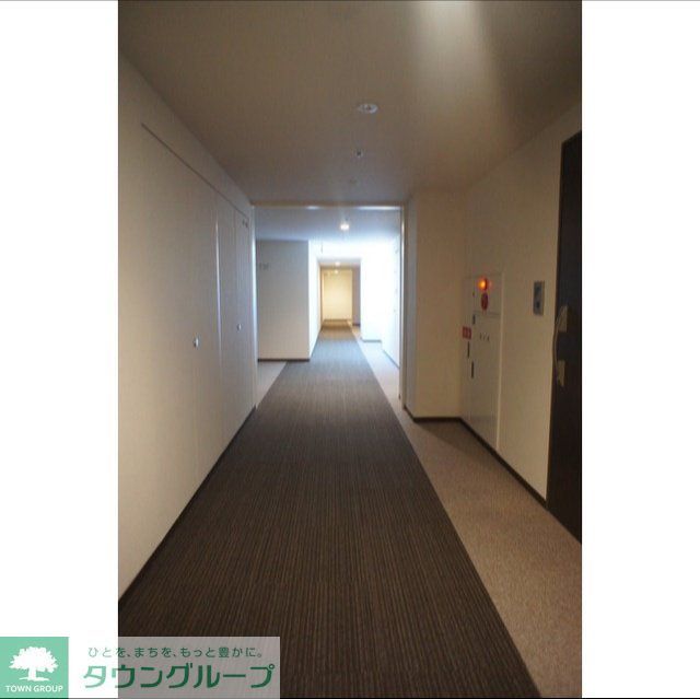 ロビー　共用廊下